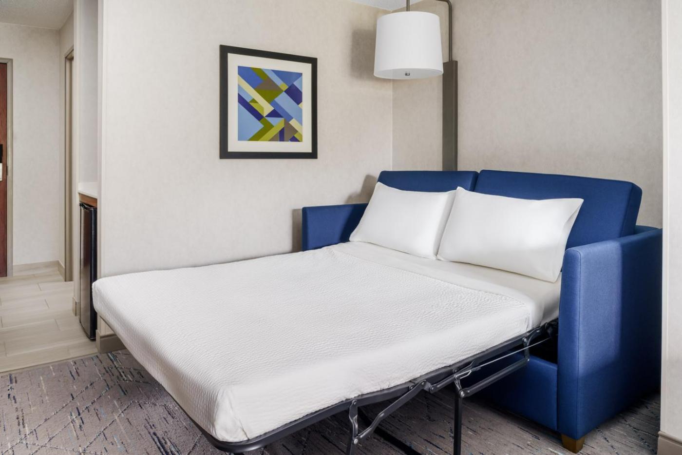 Holiday Inn Express Irondequoit By Ihg Rochester Exterior photo