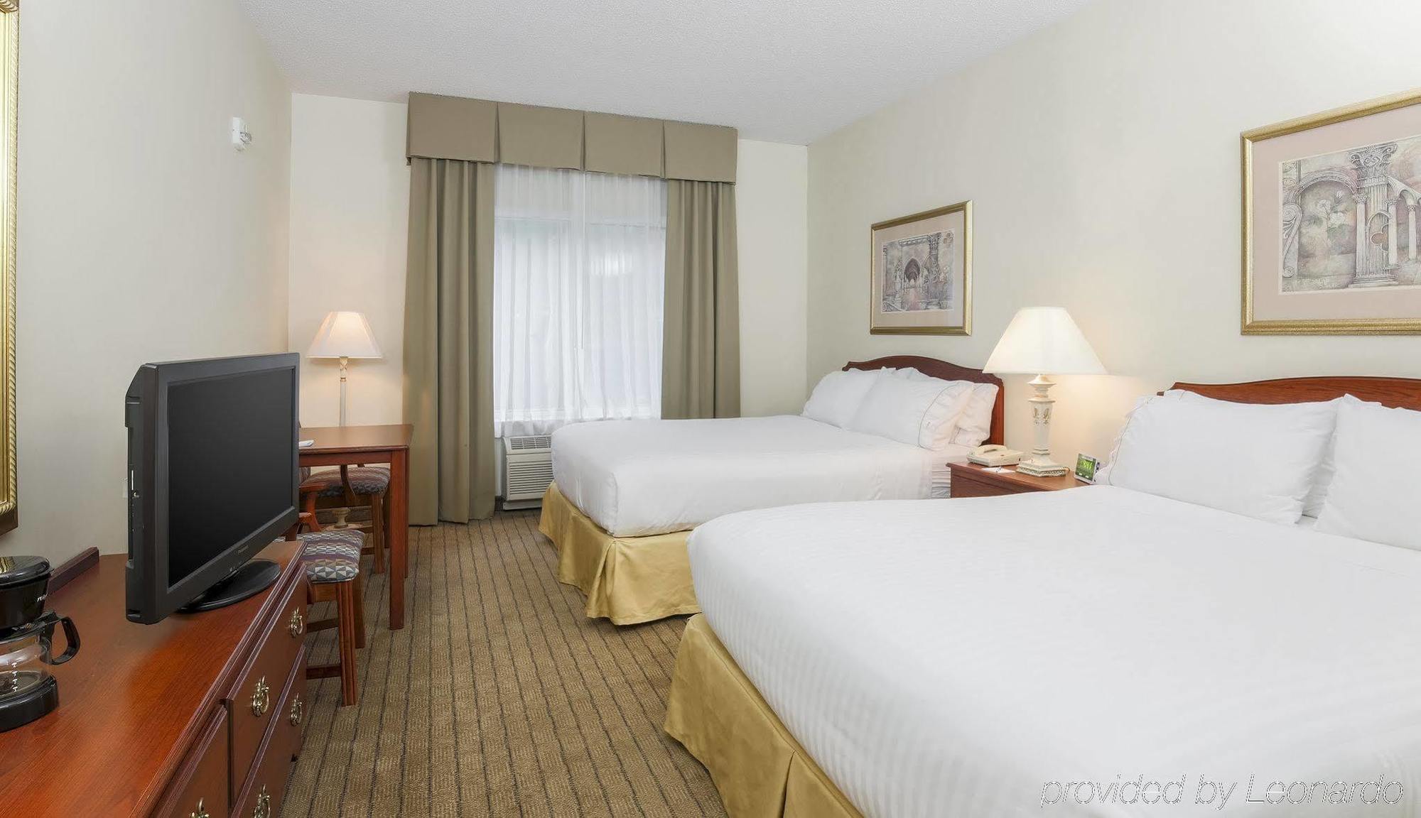 Holiday Inn Express Irondequoit By Ihg Rochester Exterior photo