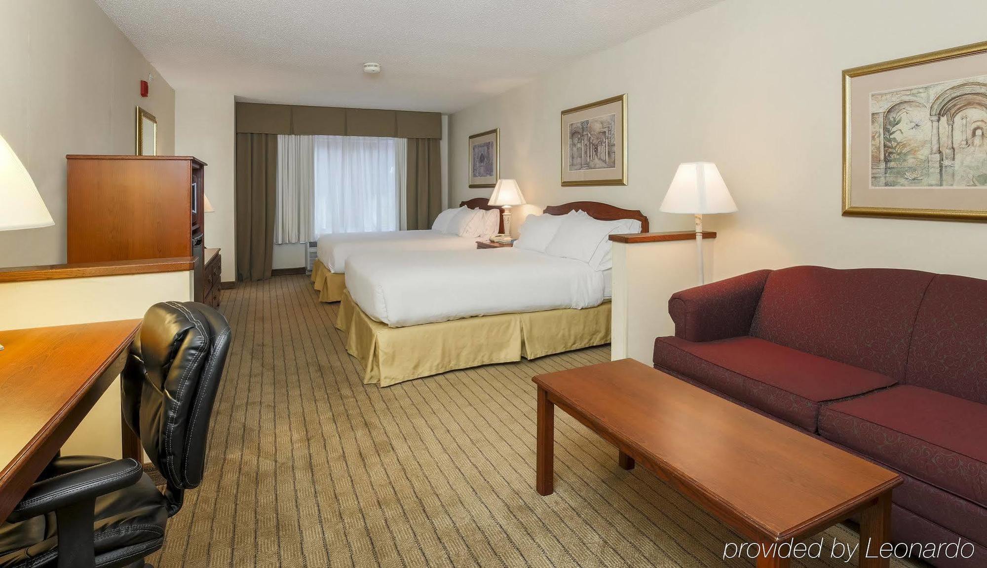 Holiday Inn Express Irondequoit By Ihg Rochester Exterior photo